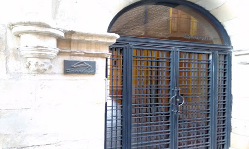 Decoracion y Construccion de Obras Leonesas SA